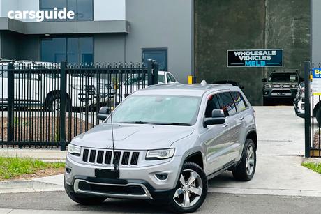 Silver 2015 Jeep Grand Cherokee Wagon Limited (4X4)
