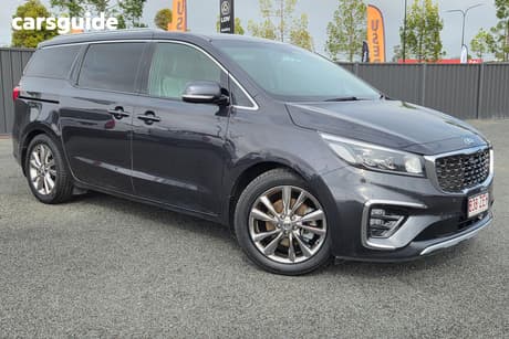 Grey 2019 Kia Carnival Wagon Platinum