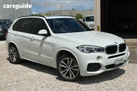 White 2018 BMW X5 Wagon Xdrive 30D