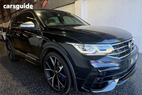 Black 2022 Volkswagen Tiguan Wagon 235Tsi R