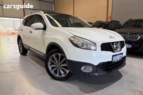 Red 2010 Nissan Dualis SUV TI (4X4) J10 SERIES II