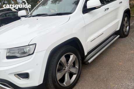 White 2014 Jeep Grand Cherokee Wagon Limited (4X4)