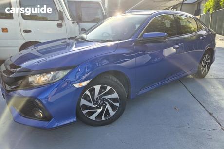 Blue 2018 Honda Civic Hatchback Vti-S