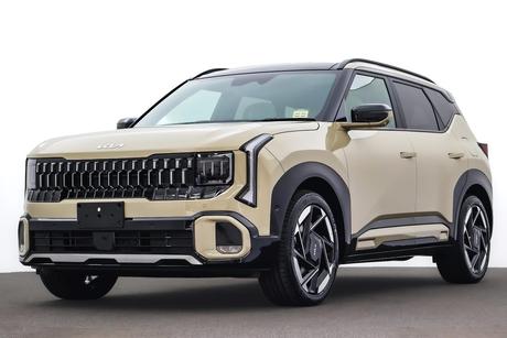 Beige 2026 Kia Seltos Wagon Gt-Line (Fwd) (Two-Tone)