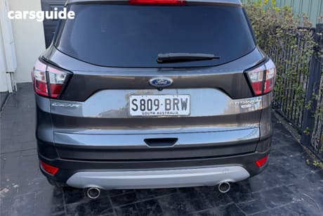 Grey 2017 Ford Escape Wagon Titanium (Awd)