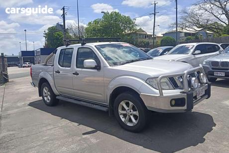 Silver 2011 Nissan Navara Dual Cab Pick-up St (4X4)
