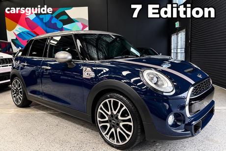 Blue 2017 Mini Cooper Hatchback S