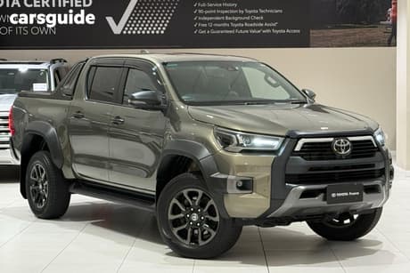 Brown 2025 Toyota Hilux Double Cab Pick Up Rogue 48V (4X4)