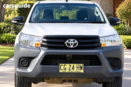 White 2015 Toyota Hilux Dual Cab Utility Workmate (4X4)