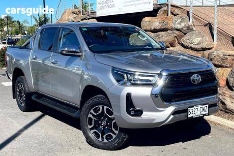 Silver 2022 Toyota Hilux Double Cab Pick Up Sr5 Hi-Rider (4X2)