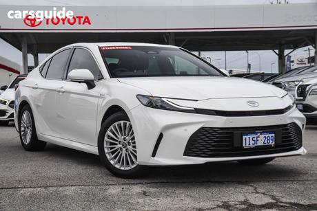 2025 Toyota Camry Ascent Hybrid