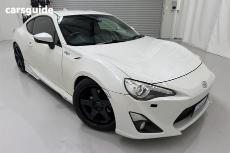 White 2015 Toyota 86 Coupe Gts