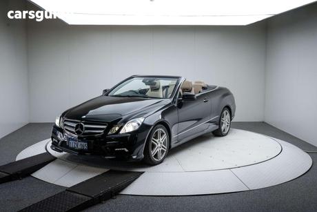 Blue 2010 Mercedes-Benz E500 Coupe Elegance