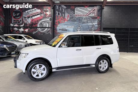 White 2011 Mitsubishi Pajero Wagon Rx (4X4)