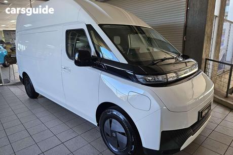 White 2026 Farizon Supervan Van Lwb High Roof