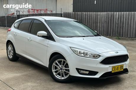 White 2015 Ford Focus Hatch