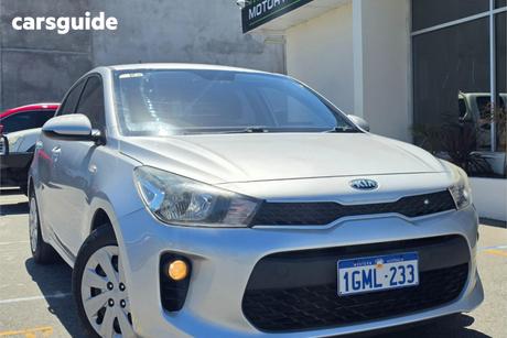 Silver 2018 Kia RIO Hatchback S