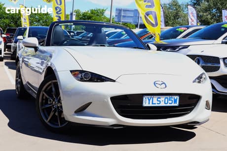 Grey 2016 Mazda MX-5 Roadster Gt