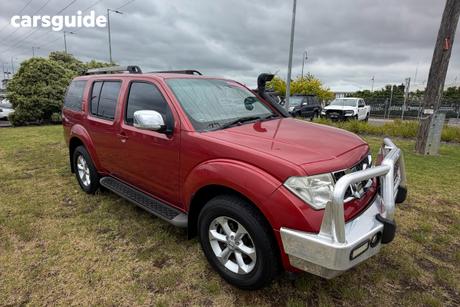 Red 2007 Nissan Pathfinder Wagon St-L (4X4)
