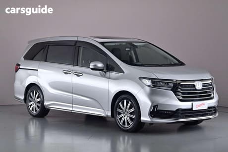 Silver 2021 Honda Odyssey Wagon Vilx7
