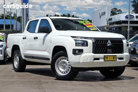 White 2024 Mitsubishi Triton Double Cab Pick Up Glx (4X4)