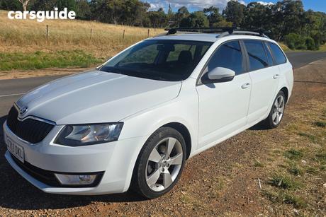 White 2014 Skoda Octavia Wagon 103 Tsi Ambition Plus