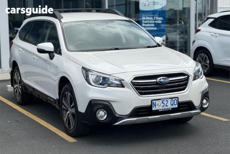 White 2019 Subaru Outback Wagon 2.5I