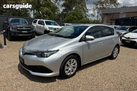 Silver 2017 Toyota Corolla Hatchback Ascent
