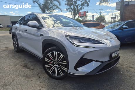 Grey 2025 BYD Sealion 7 Wagon Performance