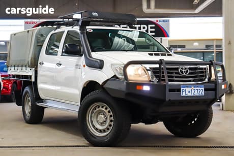 White 2012 Toyota Hilux Dual Cab Pick-up Sr (4X4)