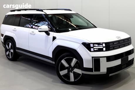 White 2024 Hyundai Santa FE Wagon Hev (Awd)