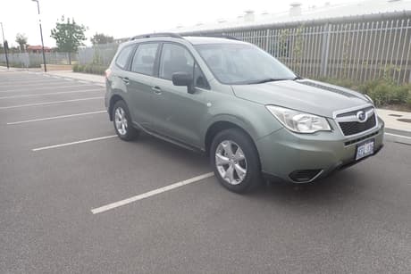 Green 2013 Subaru Forester Wagon 2.0D