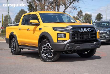 Orange 2026 JAC Hunter Ute Tray PRO 4X4