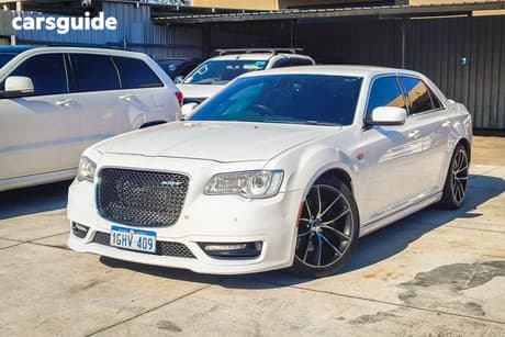 White 2016 Chrysler 300 Sedan Srt Hyperblack