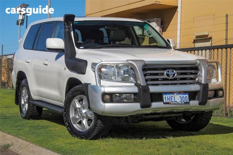 White 2011 Toyota Landcruiser Wagon Vx (4X4)
