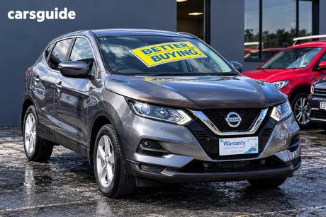 Grey 2019 Nissan Qashqai Wagon St