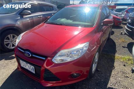Red 2015 Ford Focus Hatchback Trend
