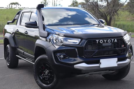 2025 Toyota Hilux Gr-Sport (4X4)