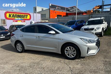 Silver 2018 Hyundai Elantra Sedan Go