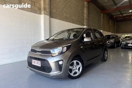 Silver 2017 Kia Picanto Hatchback Si