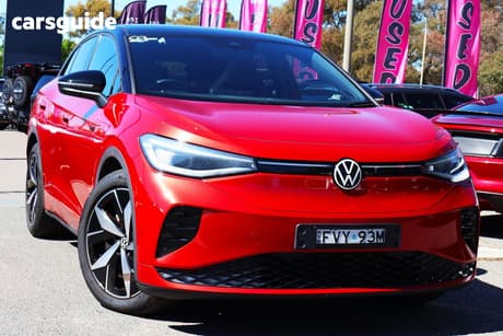 Red 2024 Volkswagen Id.5 Wagon Gtx