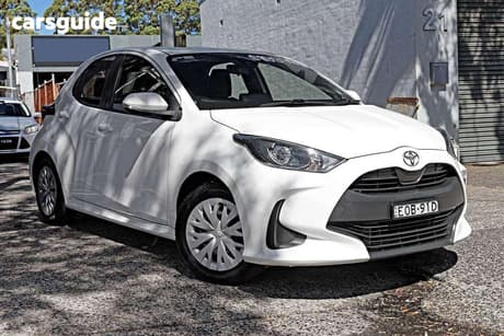 White 2021 Toyota Yaris Hatchback Ascent Sport
