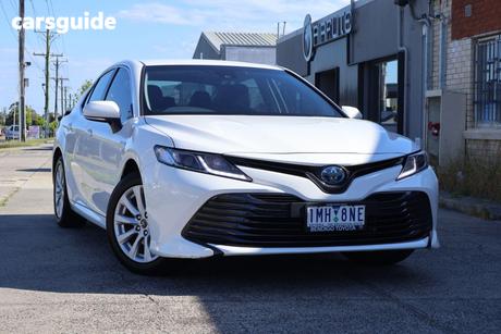 2018 Toyota Camry Ascent (Hybrid)
