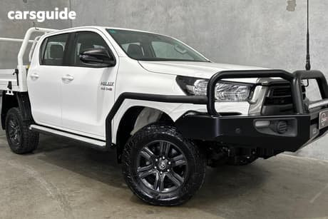 White 2023 Toyota Hilux Double Cab Chassis Sr (4X4)