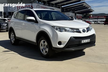 White 2014 Toyota RAV4 Wagon Gx (4X4)