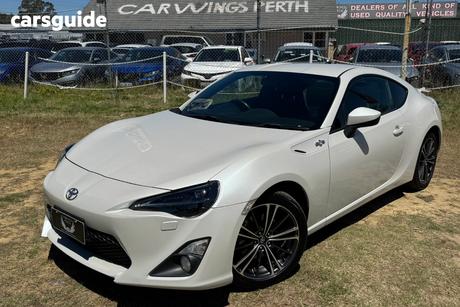 White 2013 Toyota 86 Coupe Gts