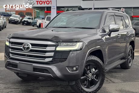Grey 2023 Toyota Landcruiser Wagon Lc300 Sahara (4X4)