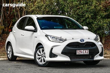 White 2021 Toyota Yaris Hatchback Sx Hybrid