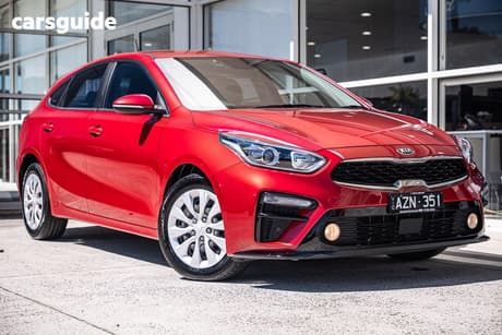 Red 2019 Kia Cerato Hatchback S (Av)