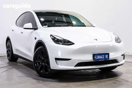 White 2024 Tesla Model Y Wagon Rear-Wheel Drive